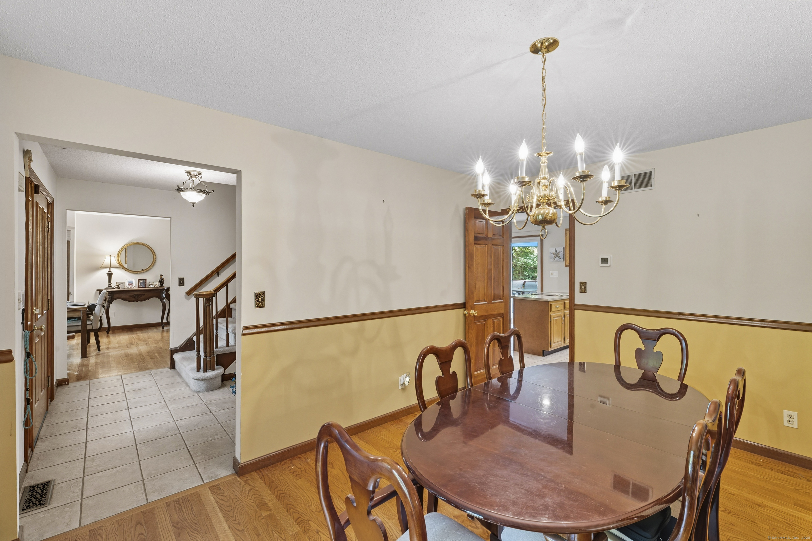 15 Marc Road Danbury CT 06810