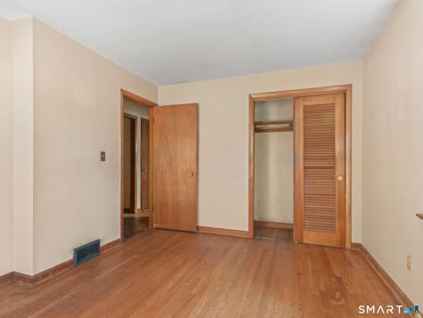 171 Old Point Road Milford CT 06460