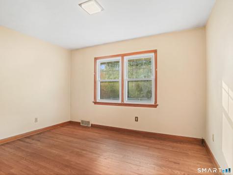 171 Old Point Road Milford CT 06460