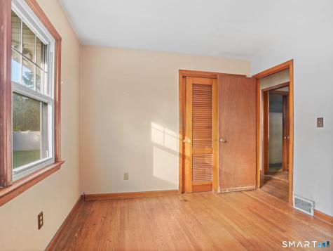171 Old Point Road Milford CT 06460