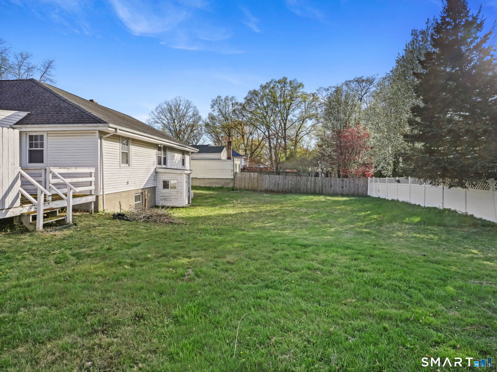 171 Old Point Road Milford CT 06460