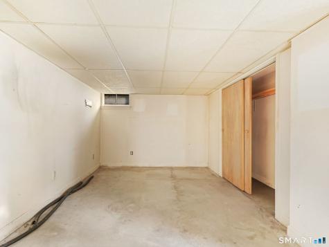 171 Old Point Road Milford CT 06460