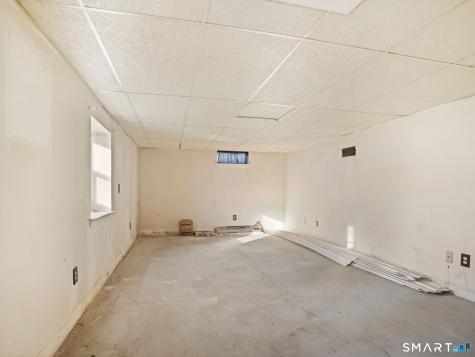 171 Old Point Road Milford CT 06460