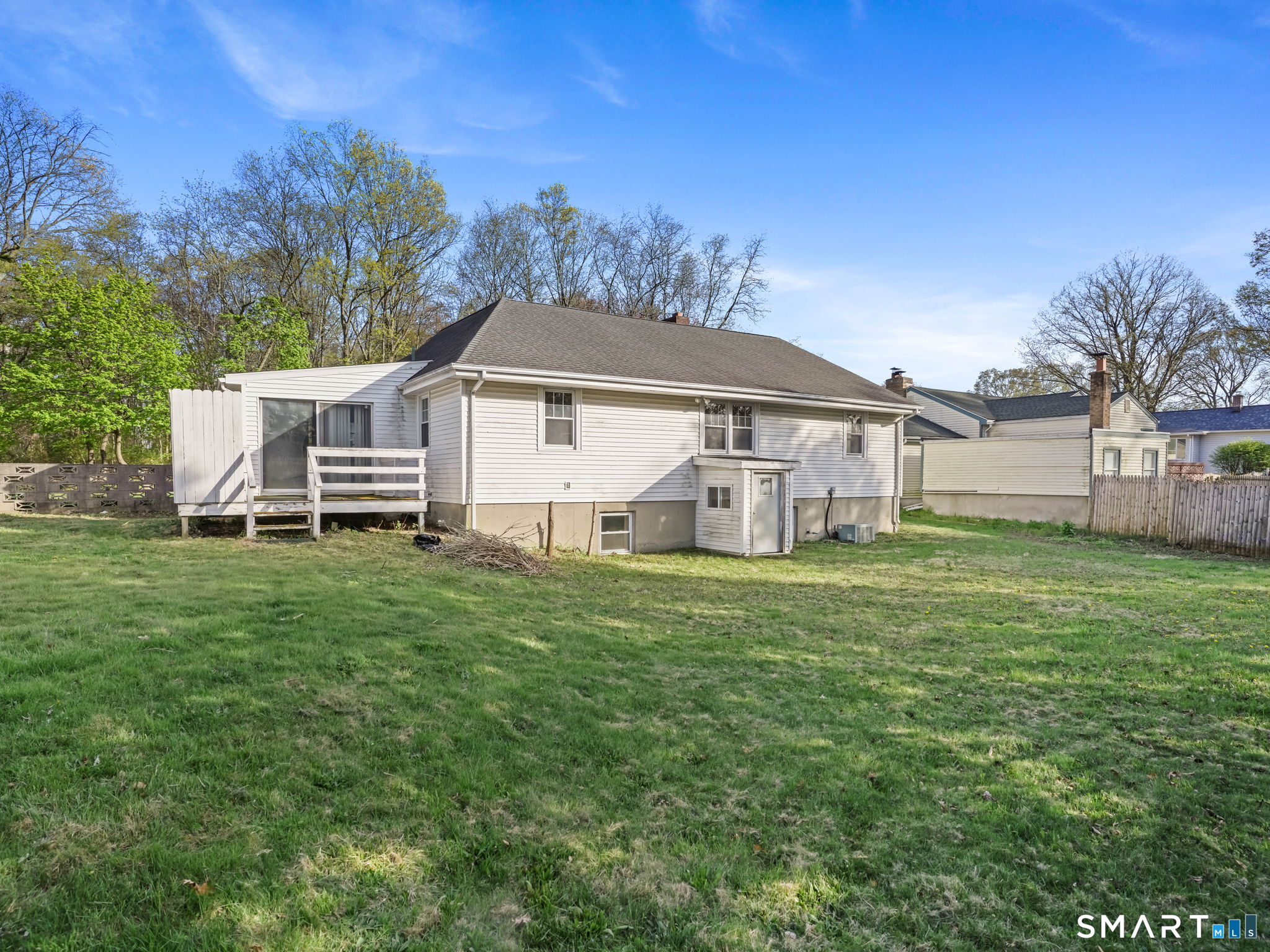 171 Old Point Road Milford CT 06460