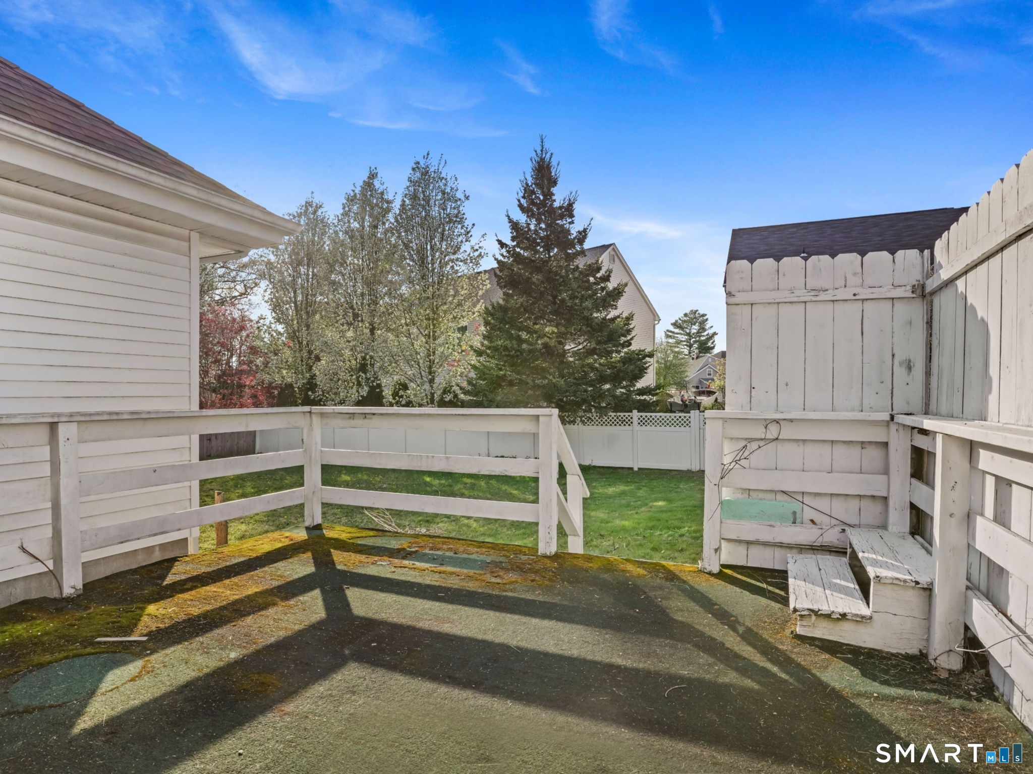 171 Old Point Road Milford CT 06460
