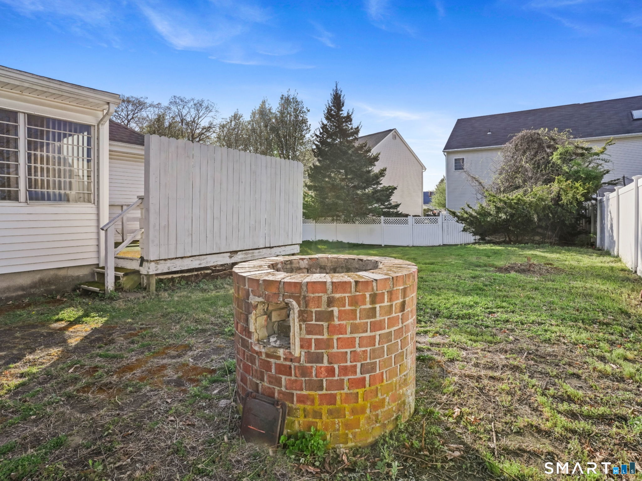 171 Old Point Road Milford CT 06460