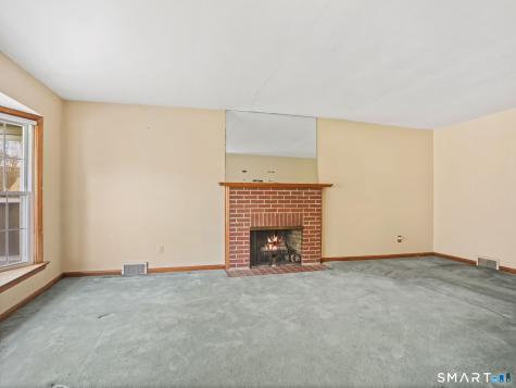 171 Old Point Road Milford CT 06460