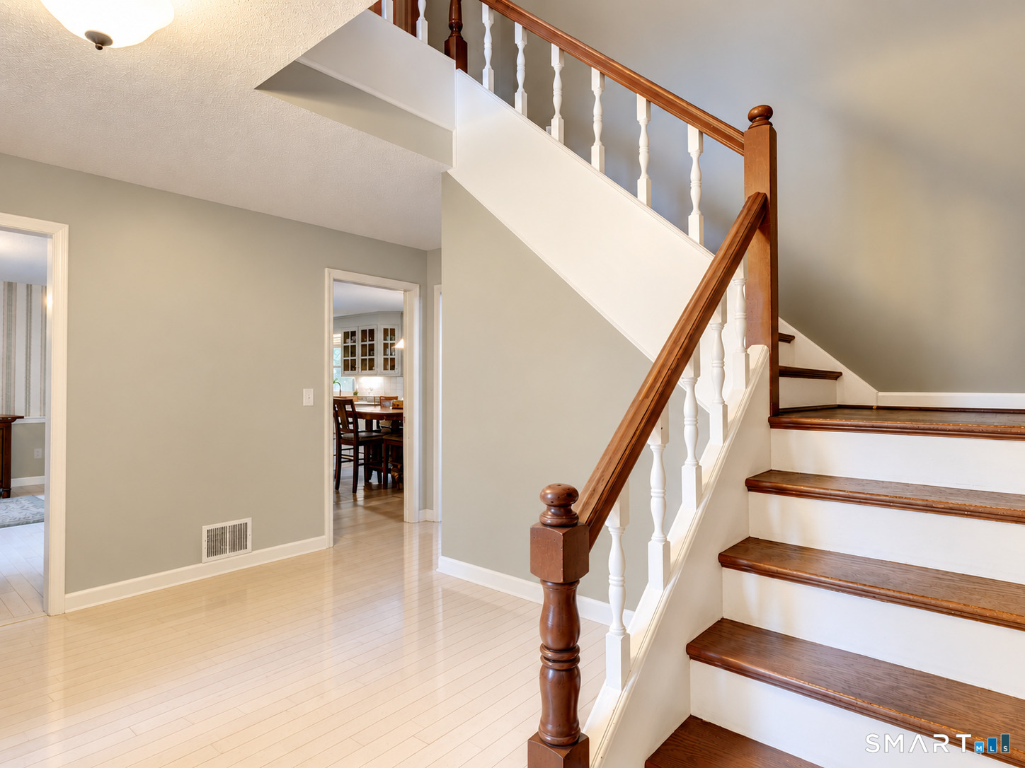 20 Christine Lane South Windsor CT 06074