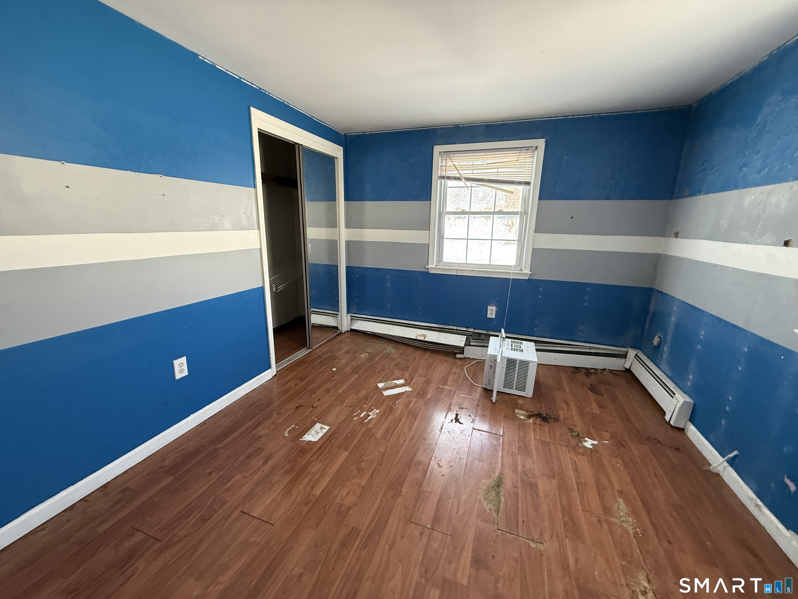 98 1ST Street Suffield CT 06078