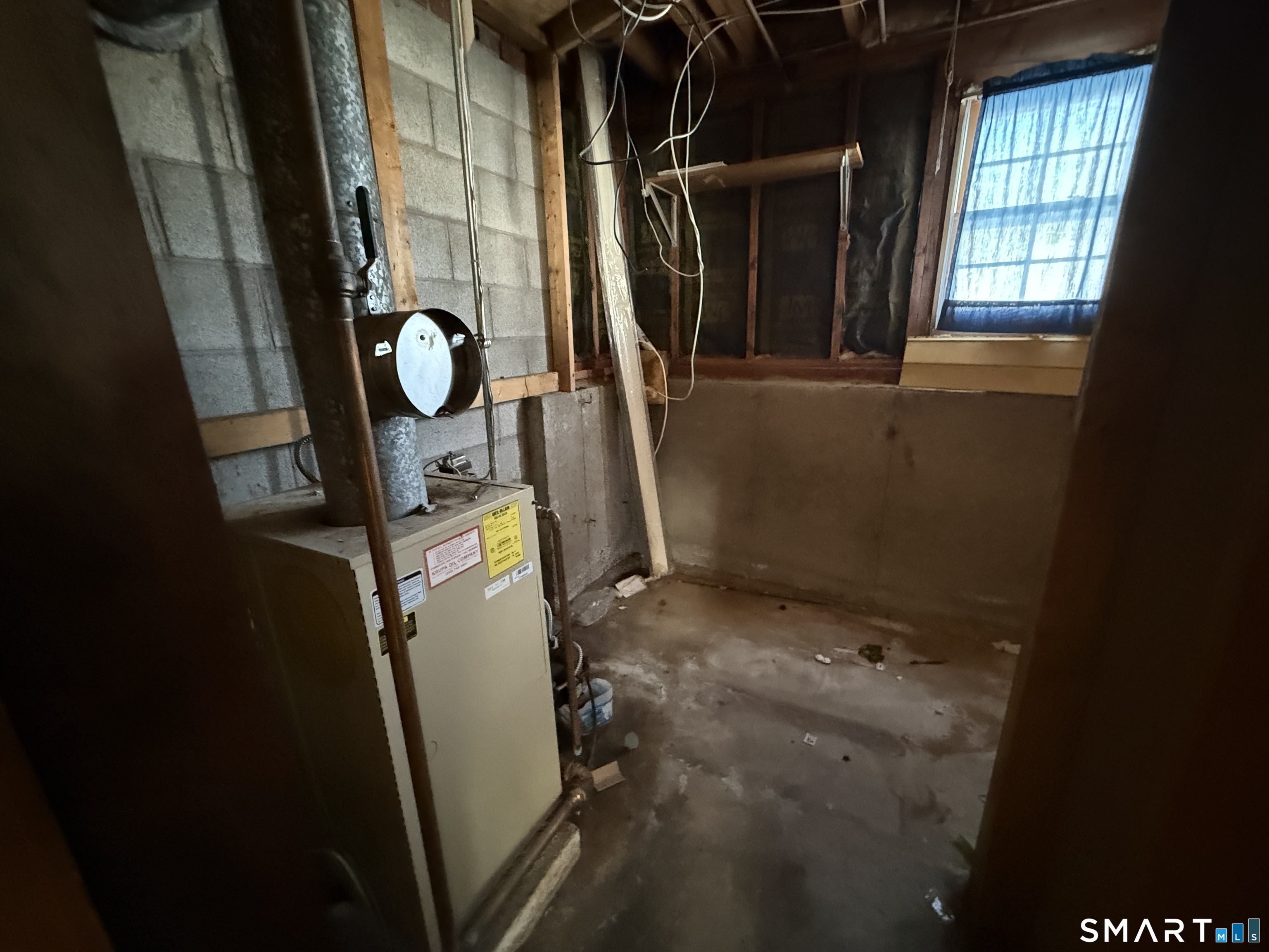 98 1ST Street Suffield CT 06078