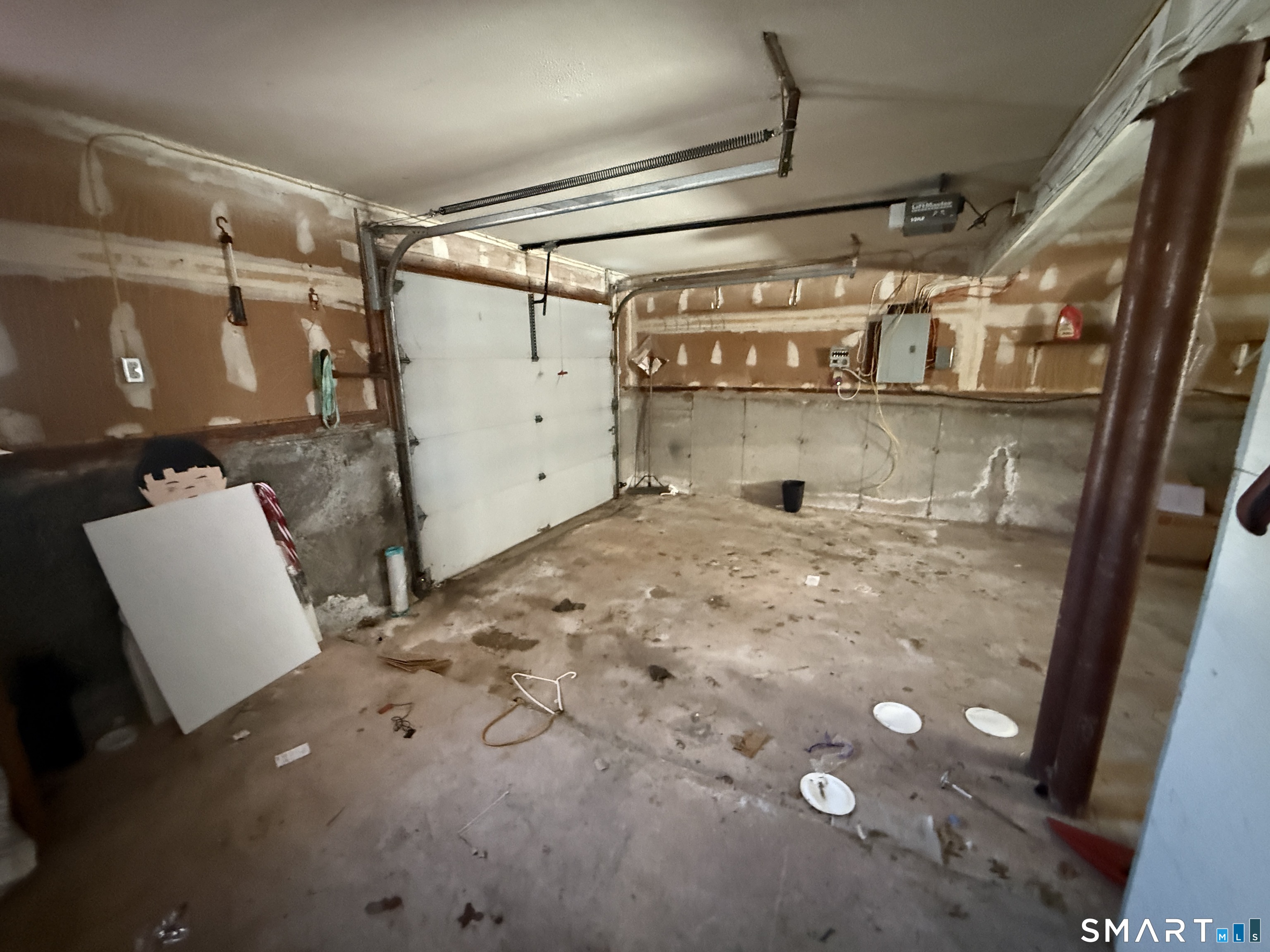 98 1ST Street Suffield CT 06078