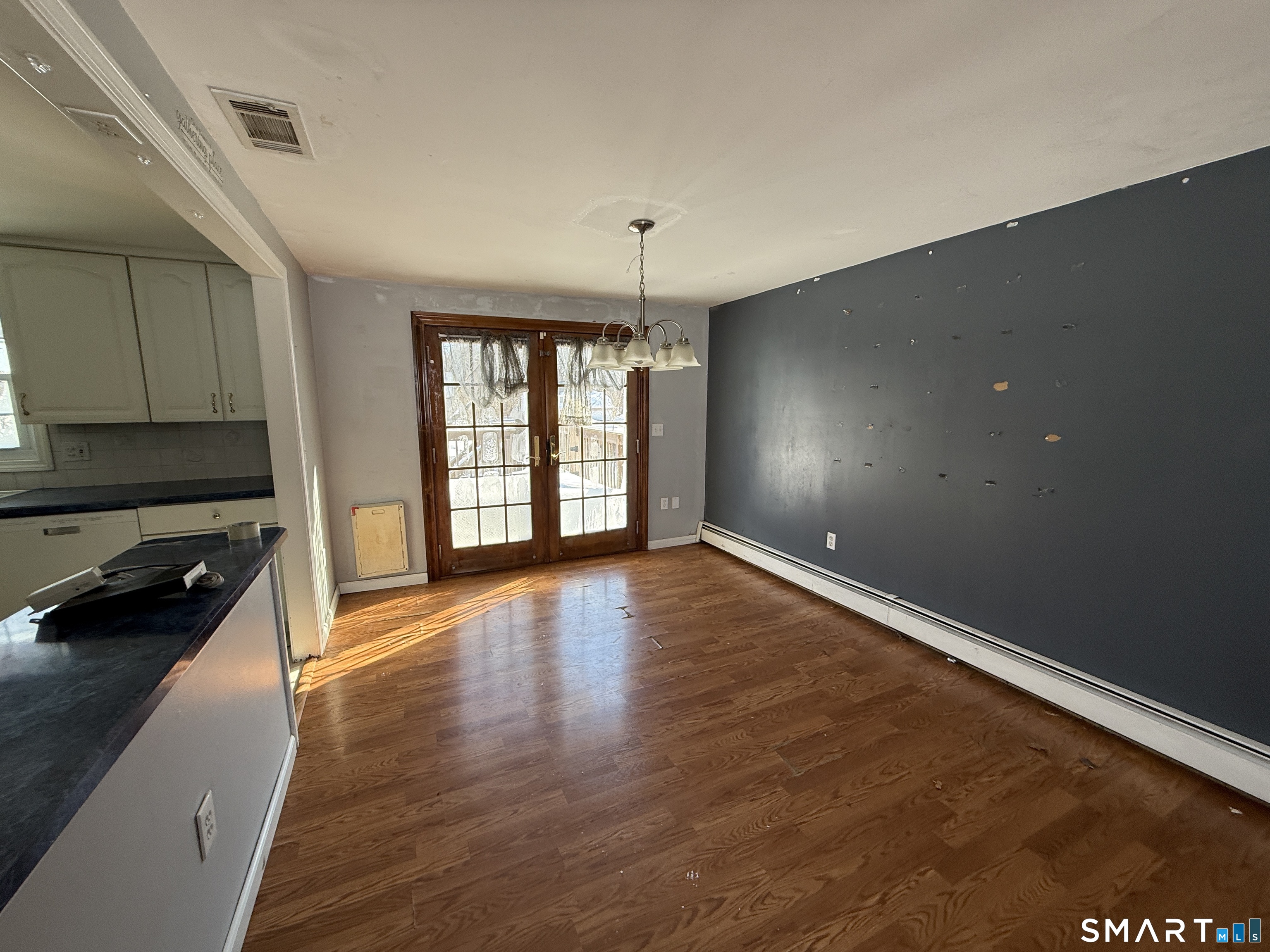 98 1ST Street Suffield CT 06078