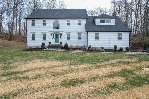 352 Patriot Road Southbury CT 06488