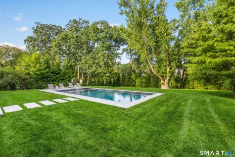 24 Oak Grove Place New Canaan CT 06840
