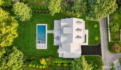 24 Oak Grove Place New Canaan CT 06840