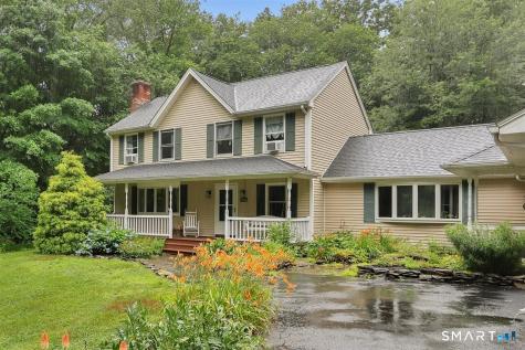 11 Brookside Court East Hampton CT 06424