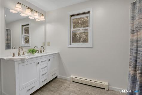 11 Brookside Court East Hampton CT 06424