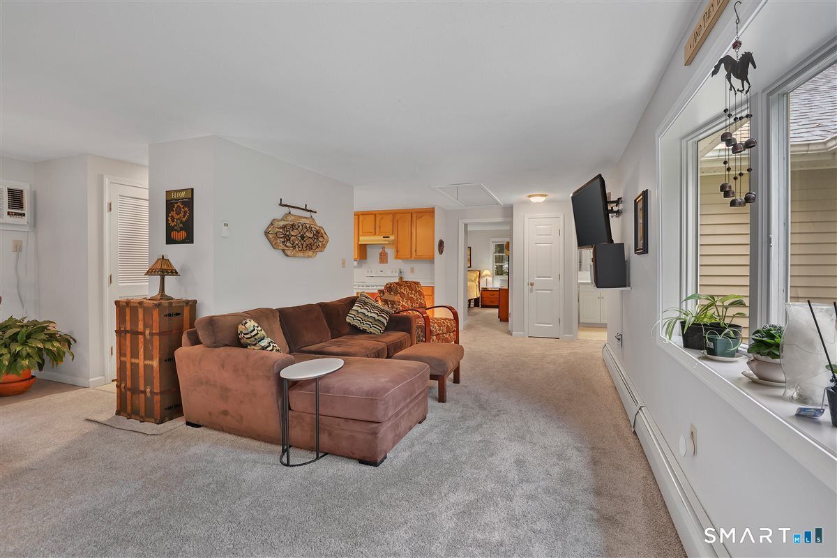 11 Brookside Court East Hampton CT 06424