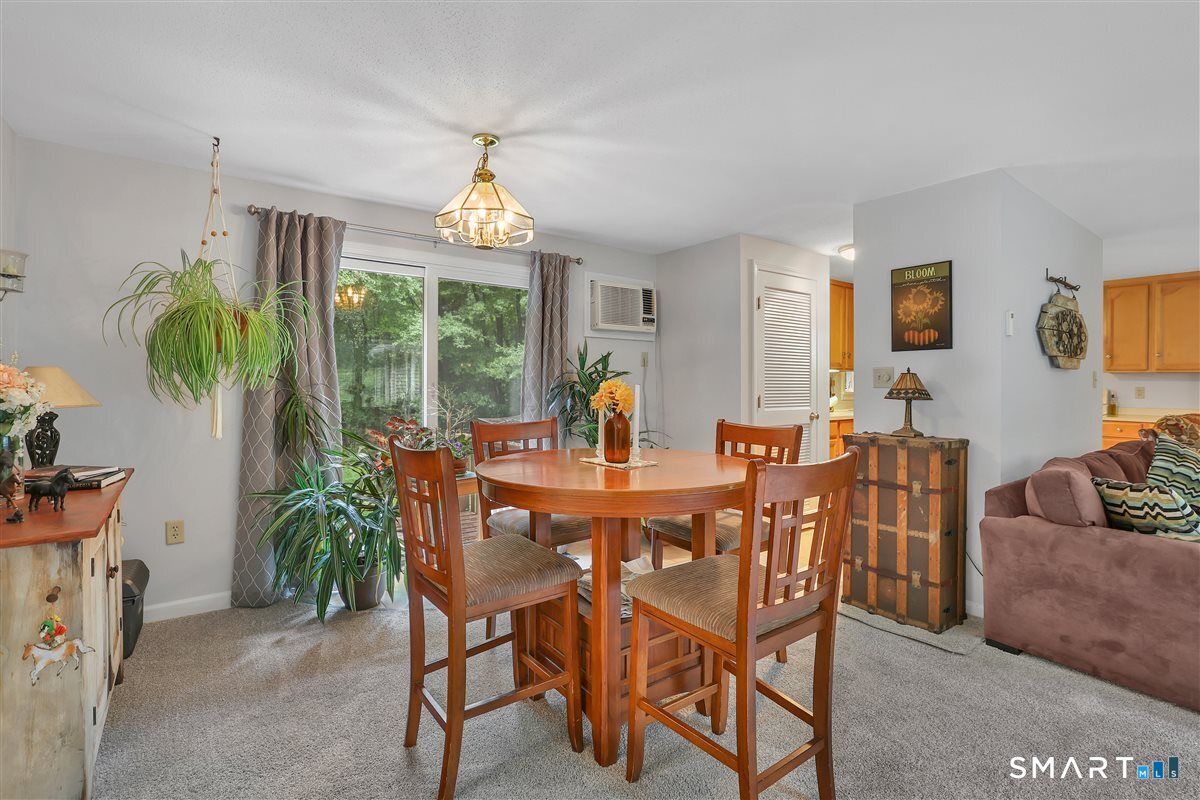 11 Brookside Court East Hampton CT 06424