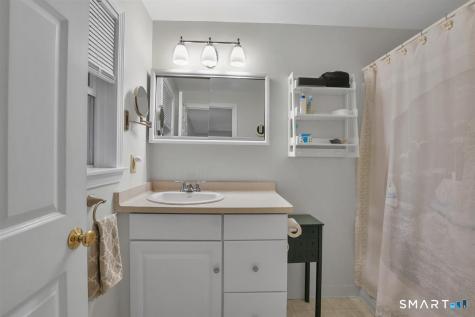 11 Brookside Court East Hampton CT 06424