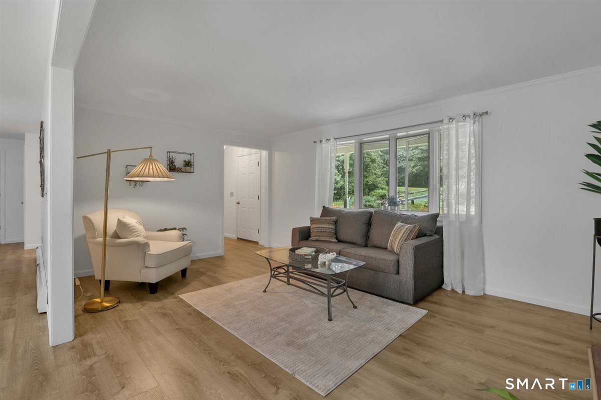 11 Brookside Court East Hampton CT 06424