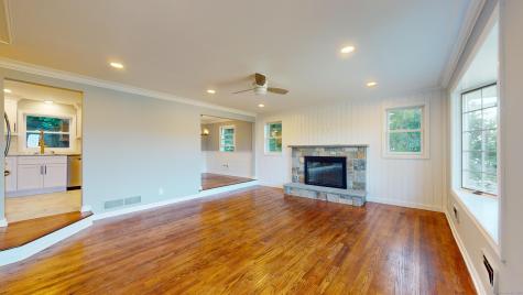 75 North Lake Shore Drive Brookfield CT 06804