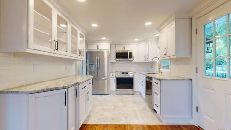 75 North Lake Shore Drive Brookfield CT 06804