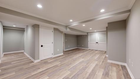 75 North Lake Shore Drive Brookfield CT 06804