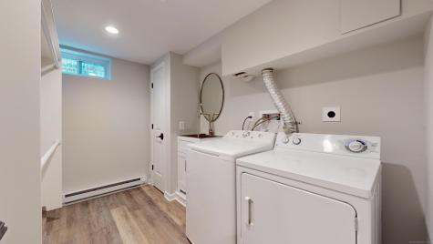 75 North Lake Shore Drive Brookfield CT 06804