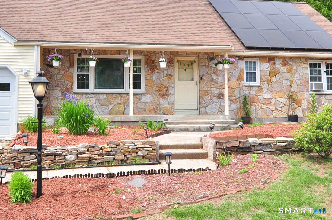 25 Hampshire Drive Glastonbury CT 06033