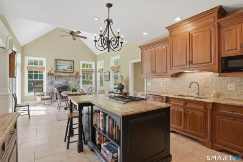 117 Litchfield Turnpike Bethany CT 06524