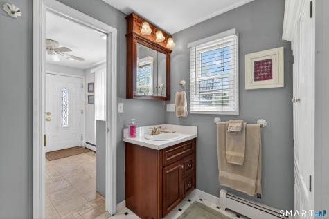 338 Shore Drive Branford CT 06405