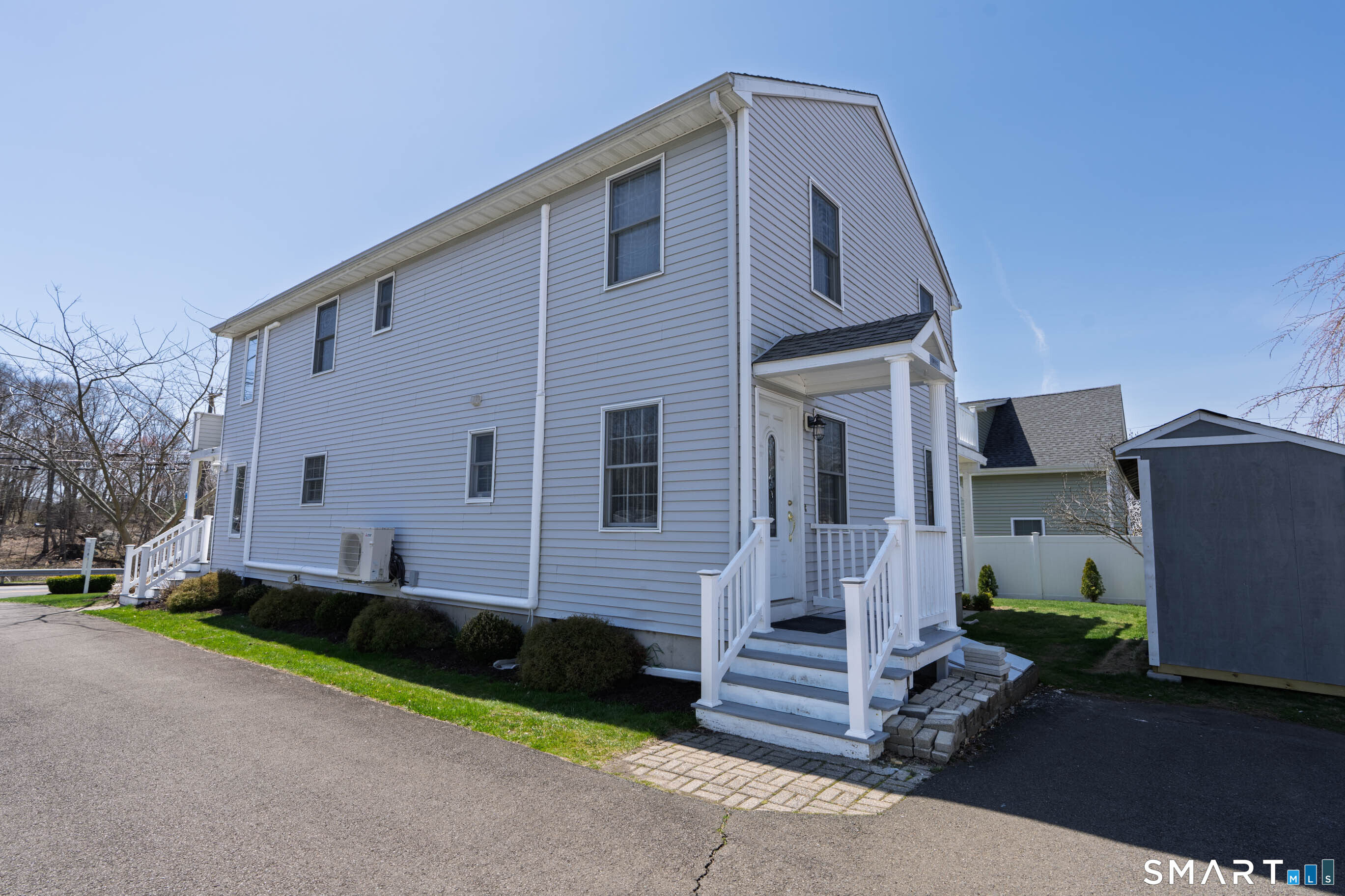 338 Shore Drive Branford CT 06405