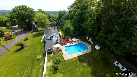 13 Pleasant Rise Circle Brookfield CT 06804
