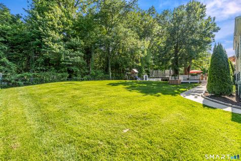 13 Pleasant Rise Circle Brookfield CT 06804