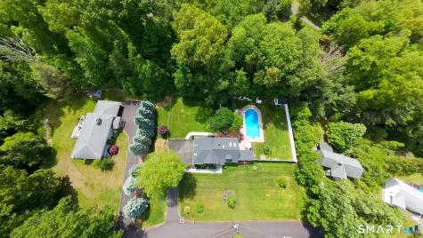 13 Pleasant Rise Circle Brookfield CT 06804