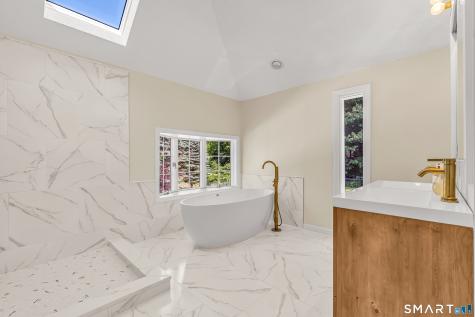 13 Pleasant Rise Circle Brookfield CT 06804