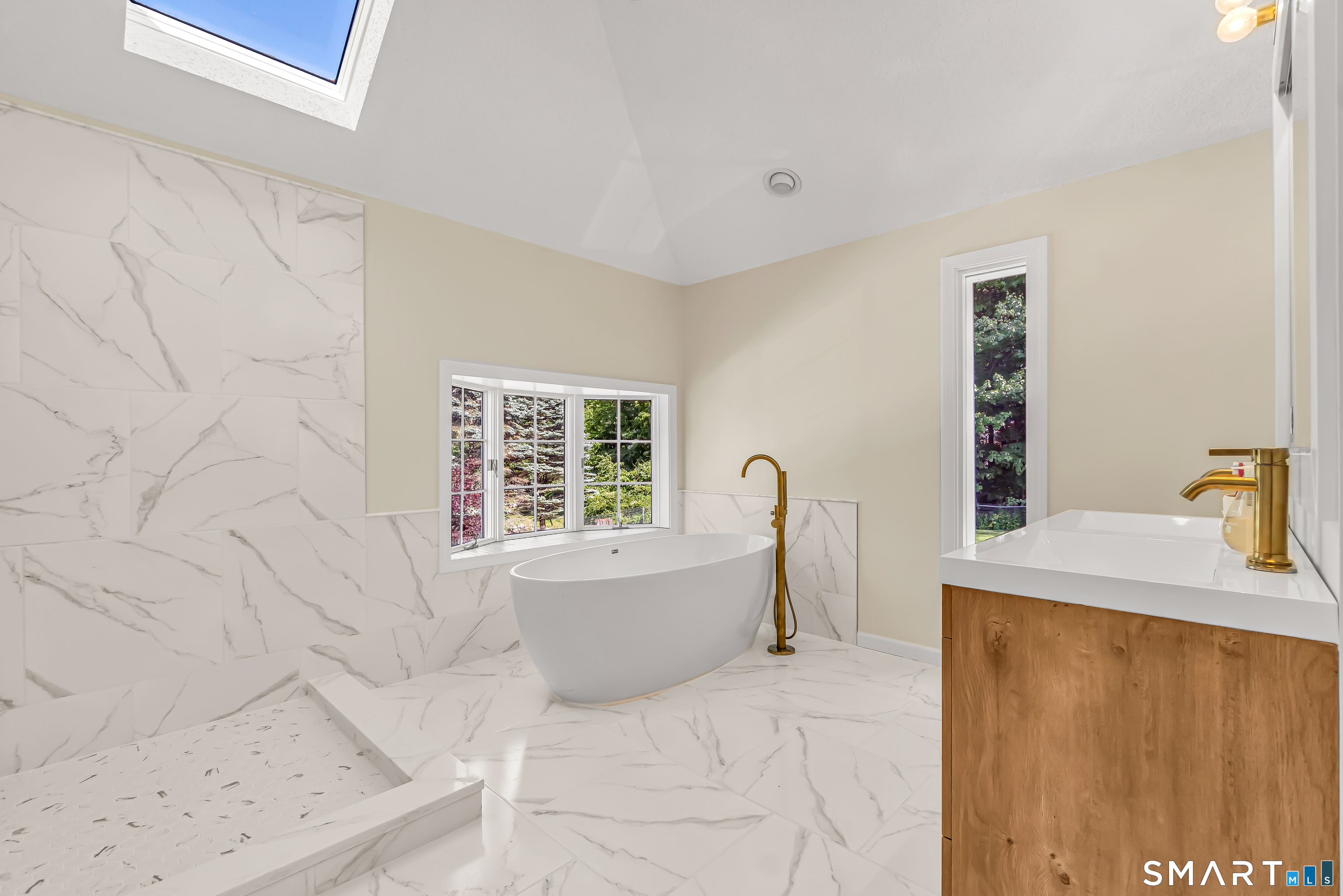13 Pleasant Rise Circle Brookfield CT 06804