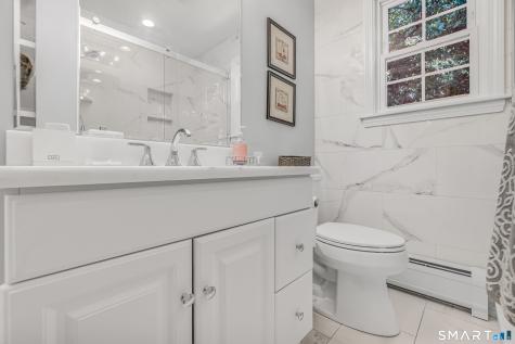 13 Pleasant Rise Circle Brookfield CT 06804