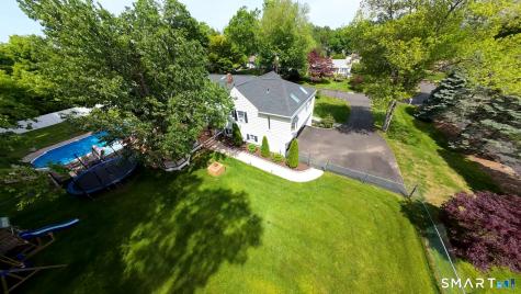 13 Pleasant Rise Circle Brookfield CT 06804