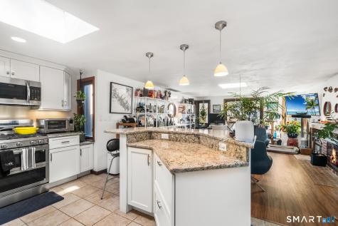 6 Shore Road Waterford CT 06385