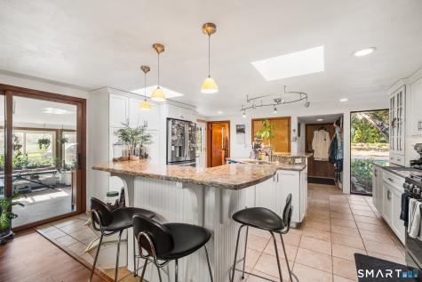 6 Shore Road Waterford CT 06385
