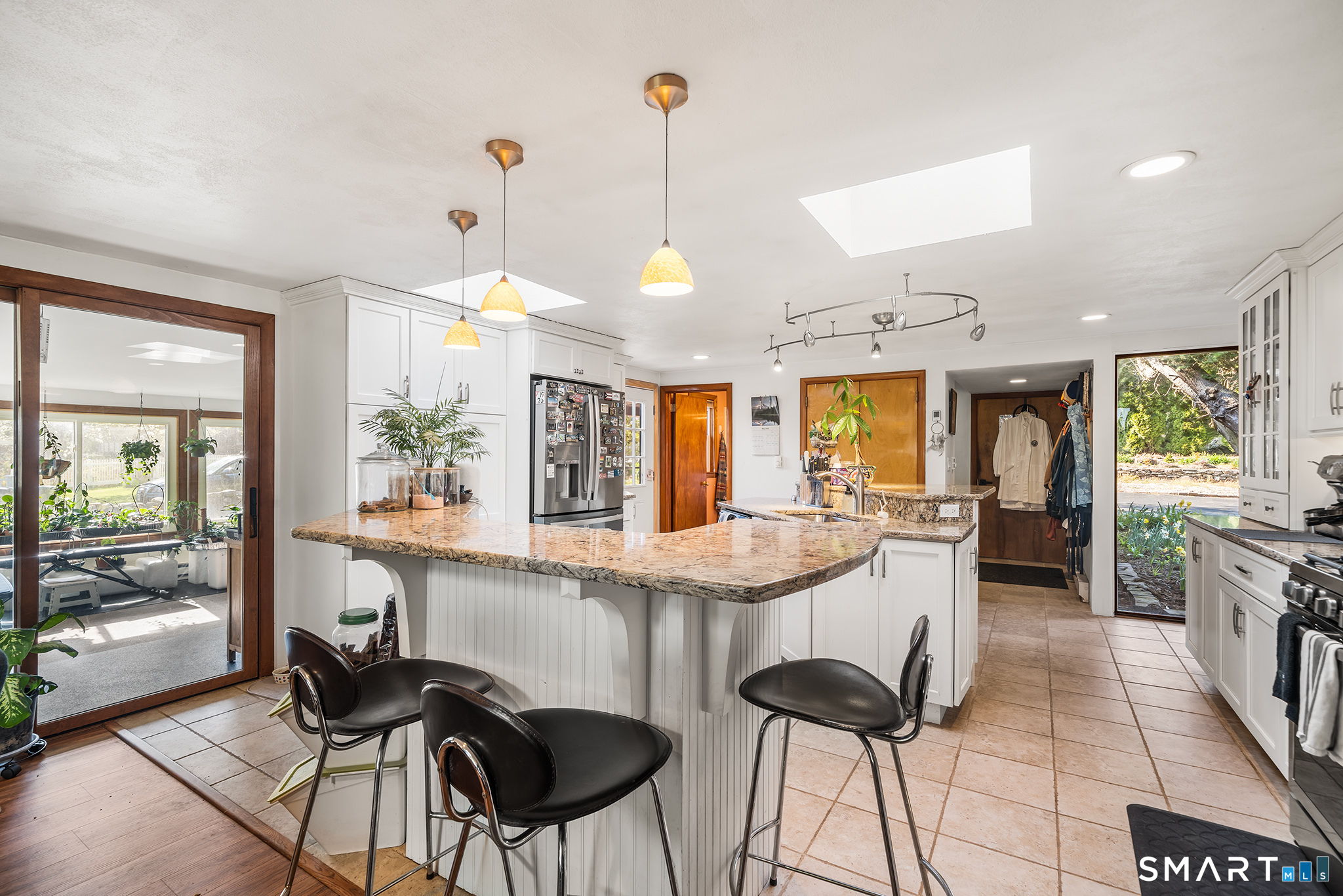 6 Shore Road Waterford CT 06385