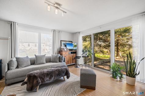 6 Shore Road Waterford CT 06385