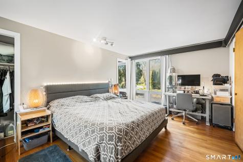 6 Shore Road Waterford CT 06385