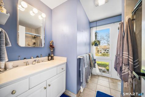 6 Shore Road Waterford CT 06385
