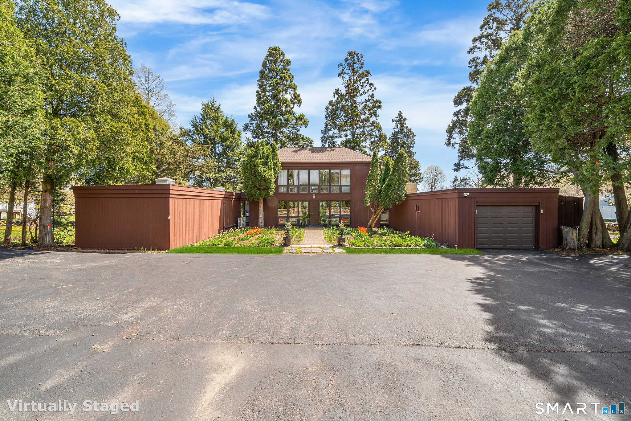 6 Shore Road Waterford CT 06385