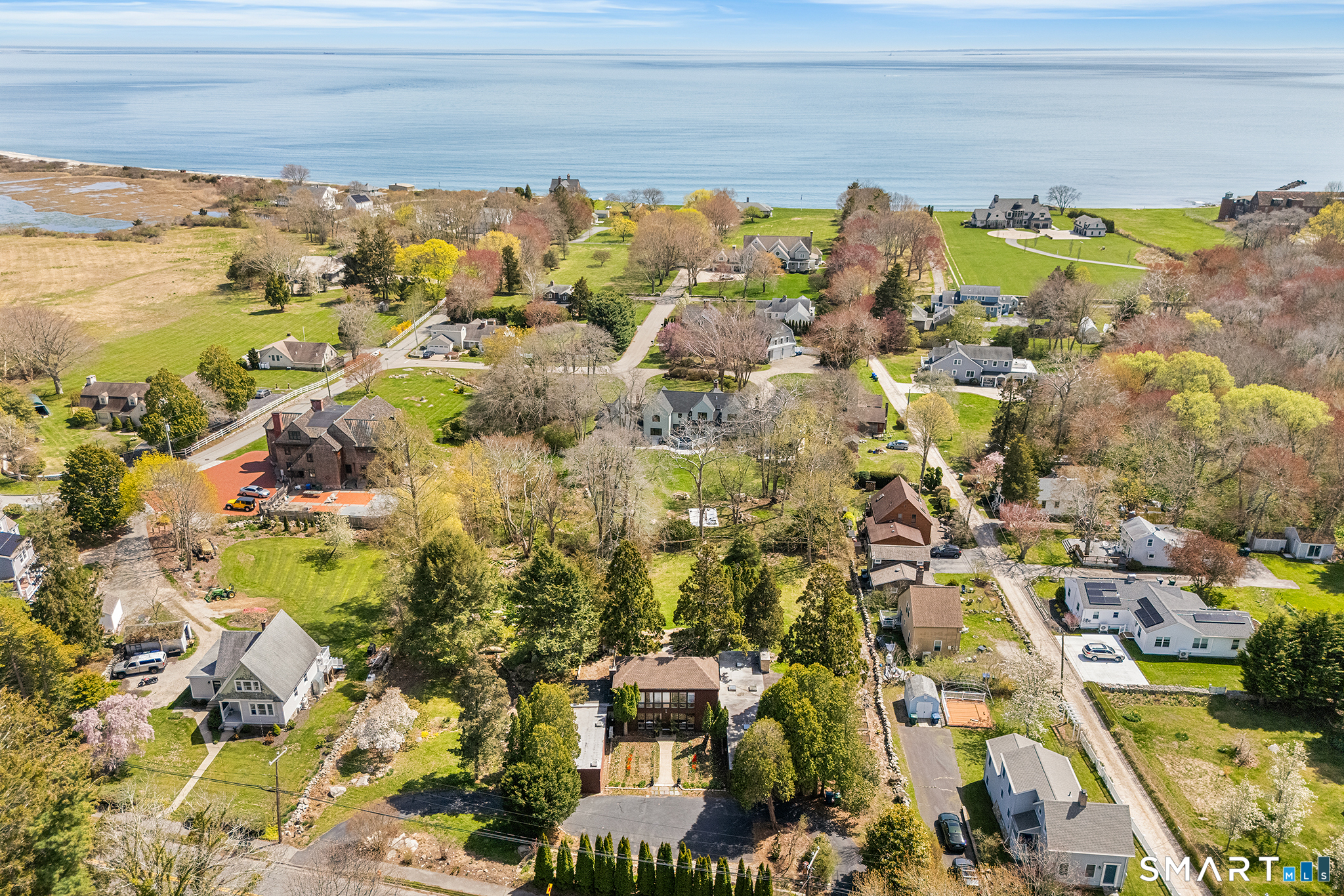 6 Shore Road Waterford CT 06385