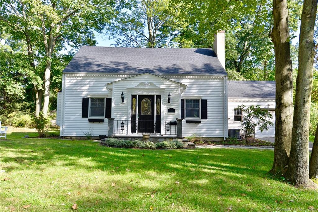 181 Woodbury Avenue Stamford CT 06907