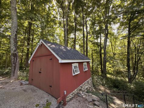 106 Sherwood Road Easton CT 06612